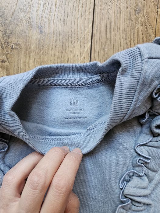 Лот дрешки Benetton, Gap 18-24м.