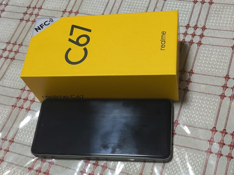 Телефон realme c 67