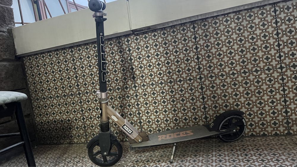 Продаю самокат срочно