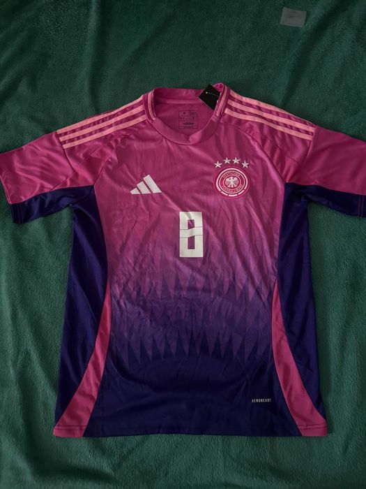 Tricouri de Fotbal