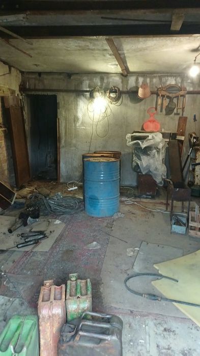 Продам гараж срочно