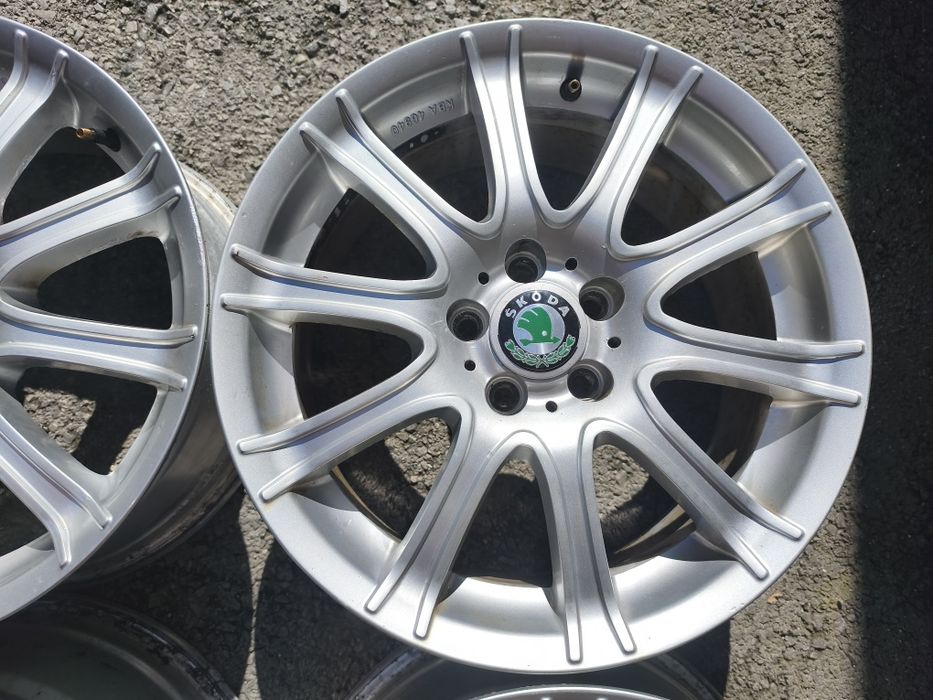 Фолксваген/VW; Шкода/Skoda  - 16 цола 5x100; 4 бр. лети джанти