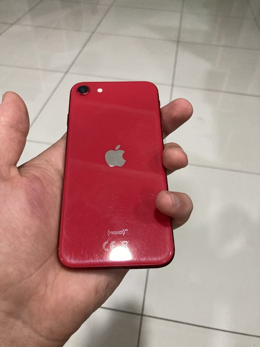 Продается iPhone SE2022