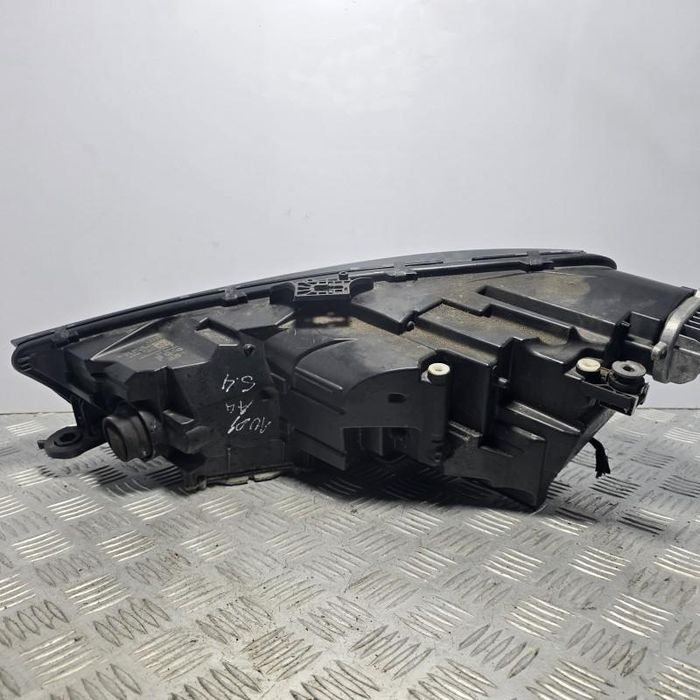 Far dreapta BI XENON lupa LED Audi A4 8W2, B9