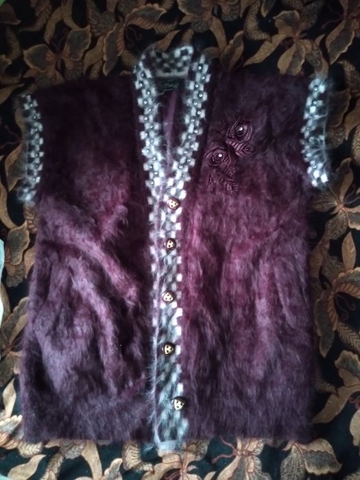 Кофты пуховые женские р54