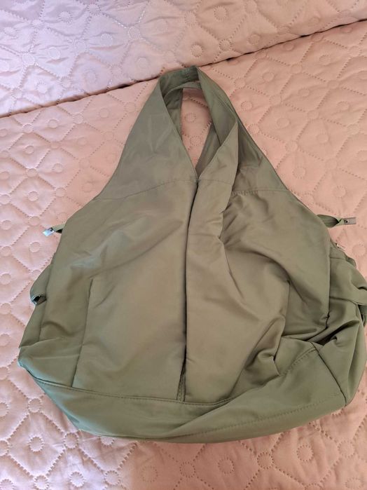 Дамска чанта – голяма,в  зелено, промазка, 100% непромокаема