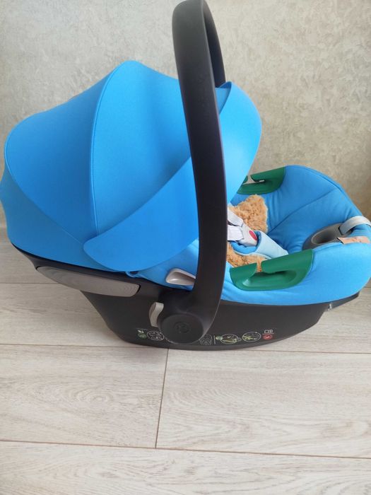 Авто люлька фирмы cybex. Бу