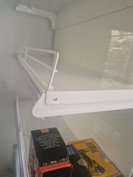 Fabrica de rafturi noi magazin supermarket