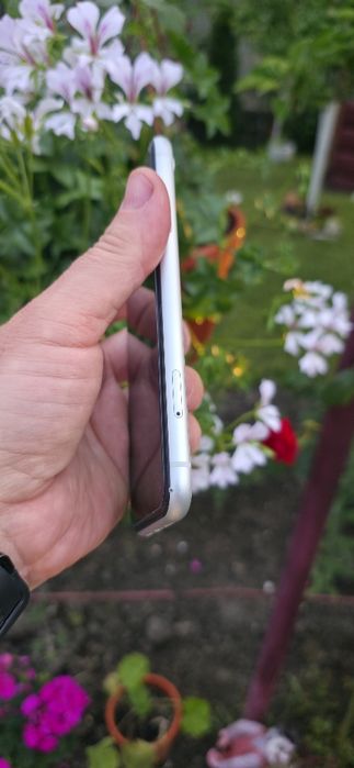 Iphone xr sănătate baterie 100 la 100