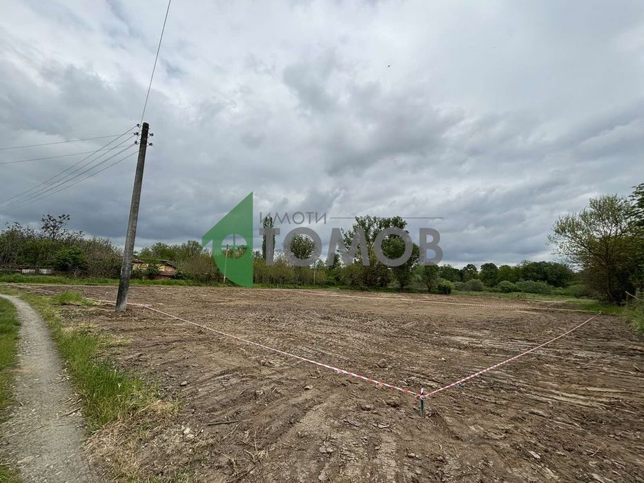 Парцел с отлична инвестиционна възможност в село Марково