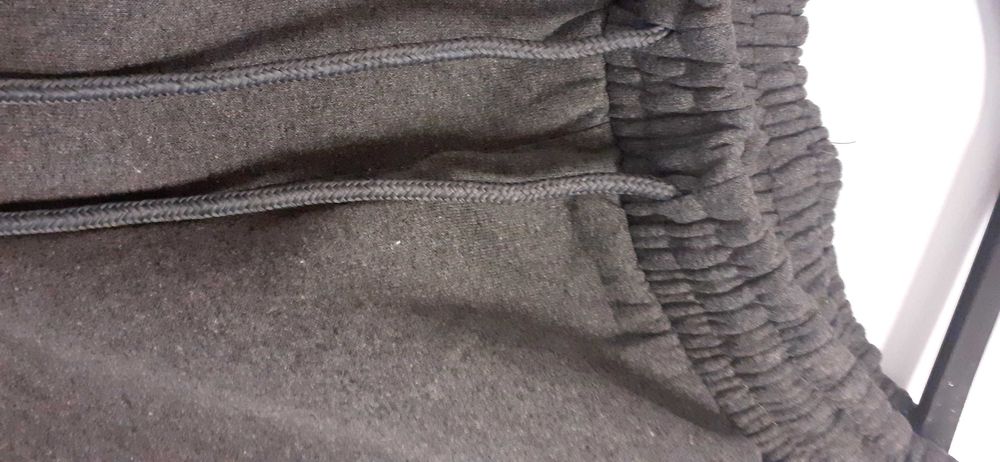 Мъжки ватирани спортни панталони на Найк