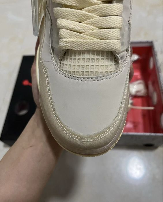 Air Jordan 4 Retro x Off-White Sail