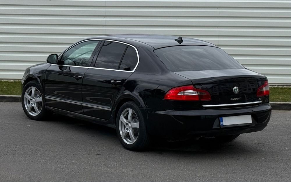 Skoda SUPERB / 2009/ 2.0 TDi/ Automat/ DSG/ Xenon