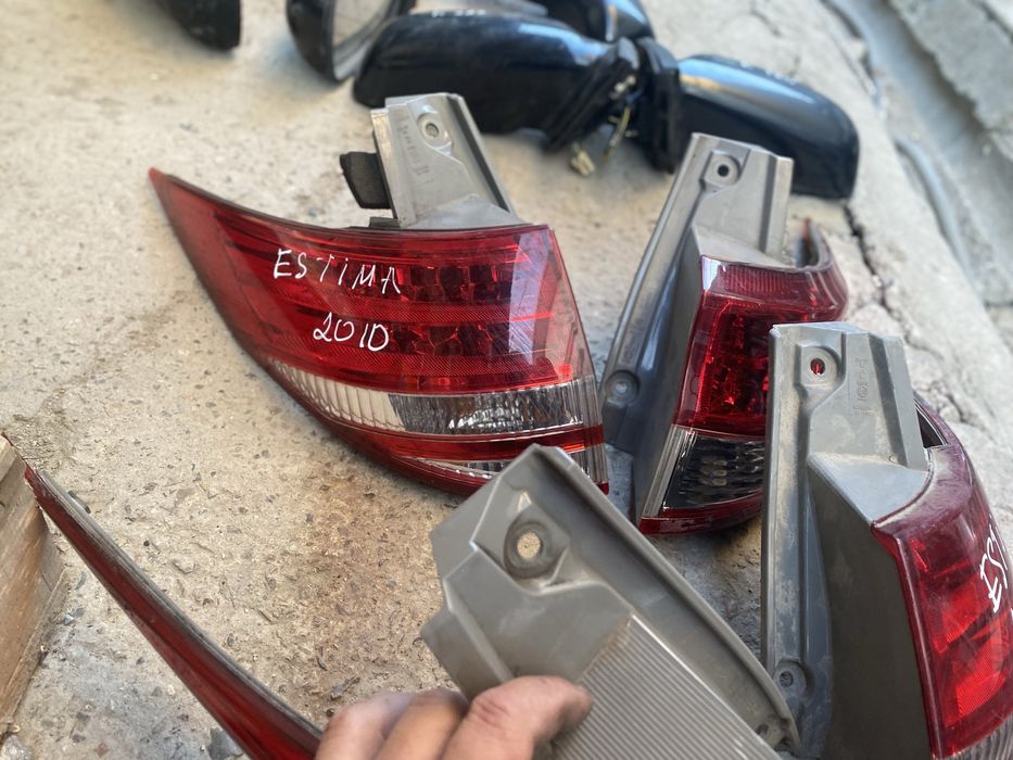 Фонарь Тойота альфард естима ESTIMA Alphard