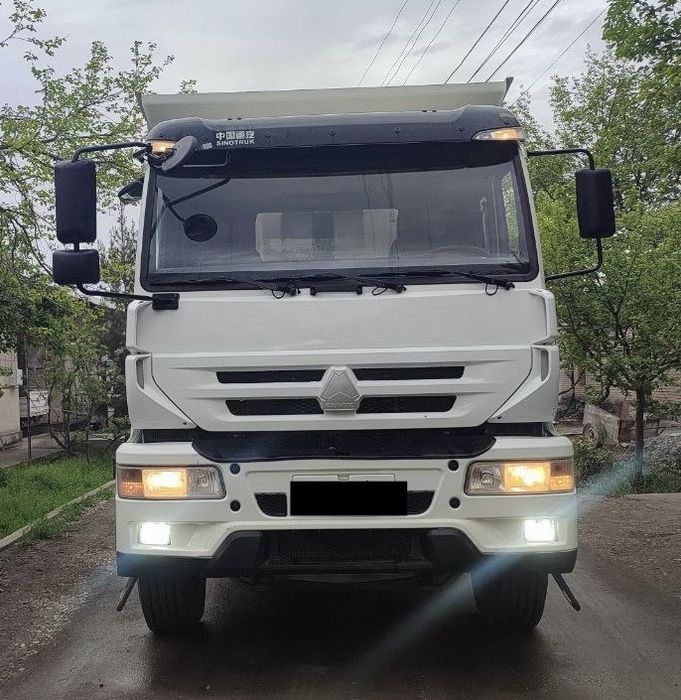 Howo sinotruk samosval sotiladi