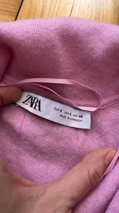 Розовa вълненa тениска от Zara