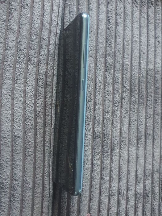 Samsung Galaxy A52 – pentru piese / reparație.