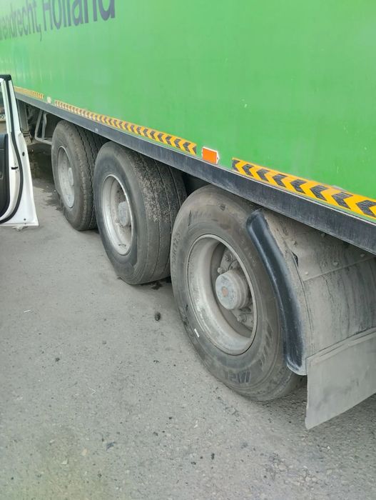 Продам фуру daf с рефом холодильник