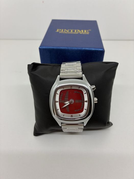 Часы y2k archive type Красные