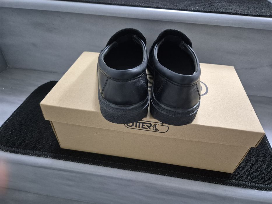 Pantofi Otter. Nr 39.