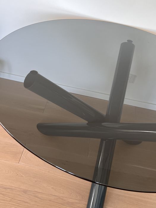 Masă dining rotundă sticlă + picioare metal, Ø140 cm, negociabil