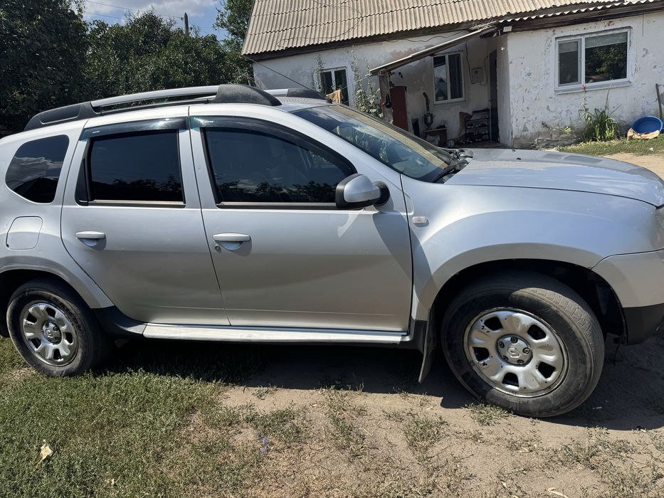 Рено дастер 2014 год.