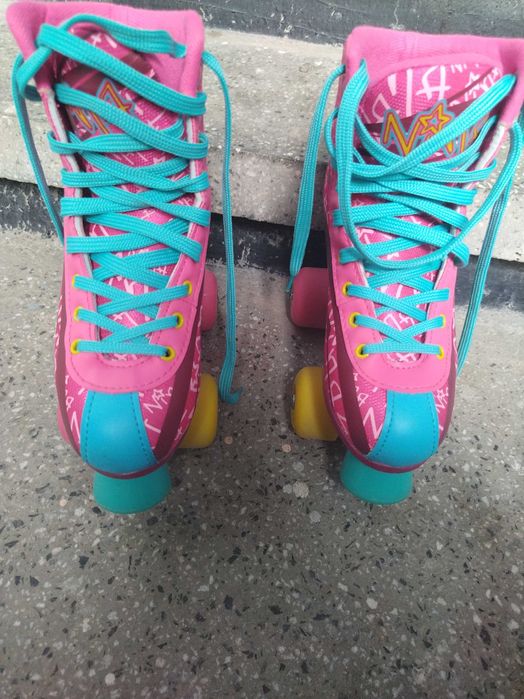 Детски кънки.