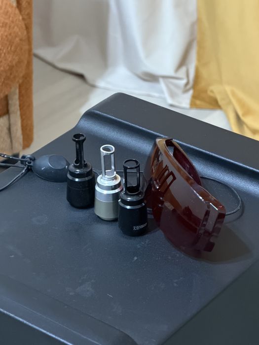 Пикосекундный лазерный аппарат