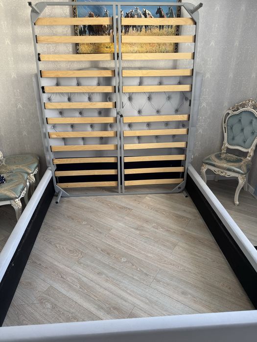 Кровать двуспальная