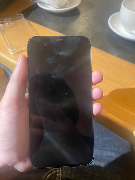 Обменю айфон 12 про макс