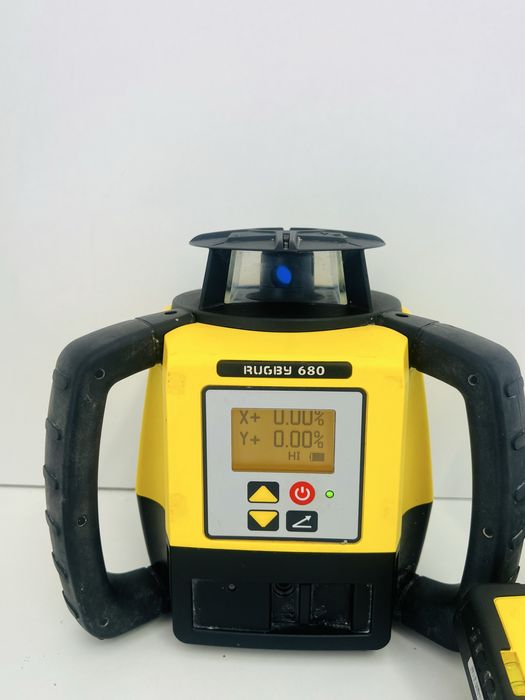 Leica Rugby 680 nivela laser panta canalizare