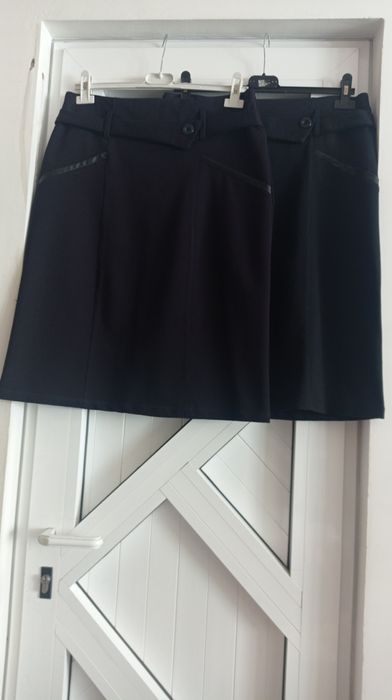 Права пола в два цвята -тъмносин и черен,10 лв за един брой