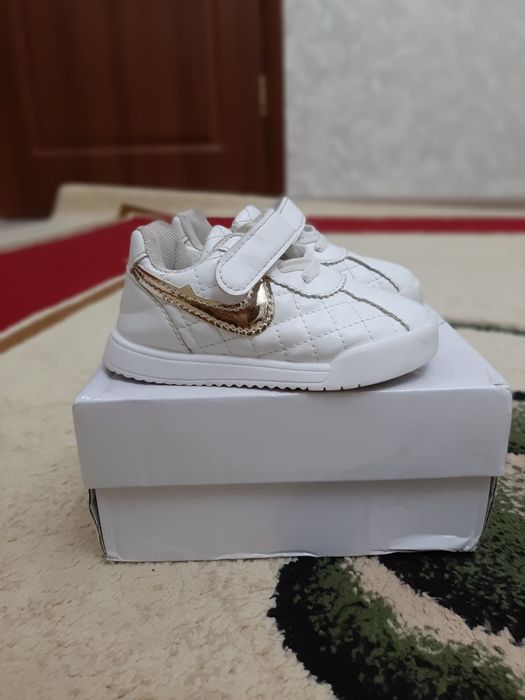 Кроссовка  детска