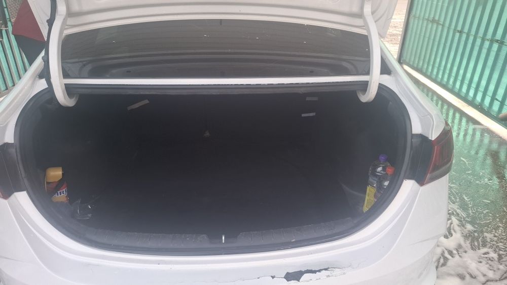 Продам машину акцент