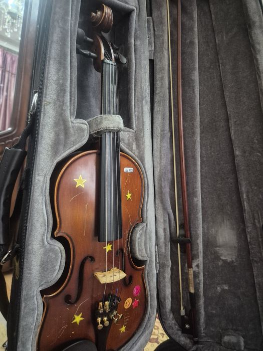 Скрипка для детей,  размер  2/4