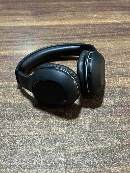 Продавам блутут слушалки AudioLogic