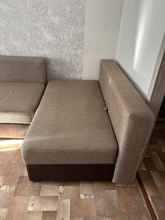 Уголок 3-ка. Диван. Кресло.