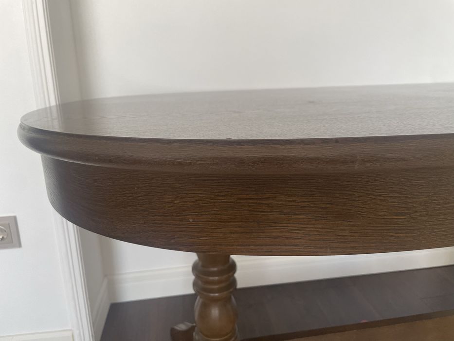 Продам качественный стол