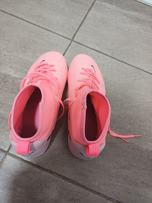 Ghete fotbal Nike nr 38.5
