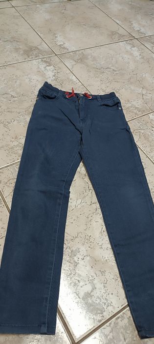 Pantalon elegant mărime 128