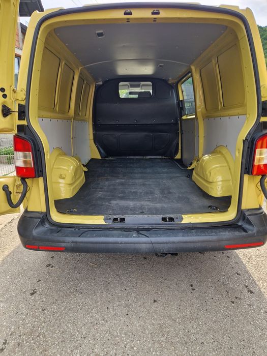 Transporter T5  2.0 TDI  An 2014
