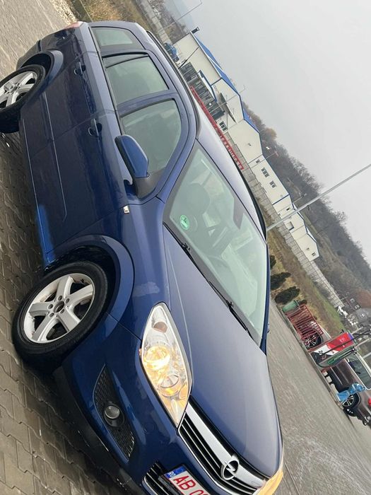Vand sau schimb  opel asta h