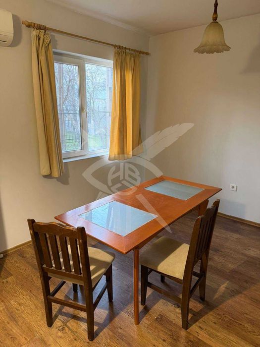 Четиристаен апартамент - кв. Кючук Париж - 11826841