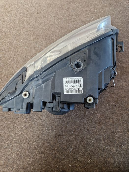 Far stanga Audi A4 2007