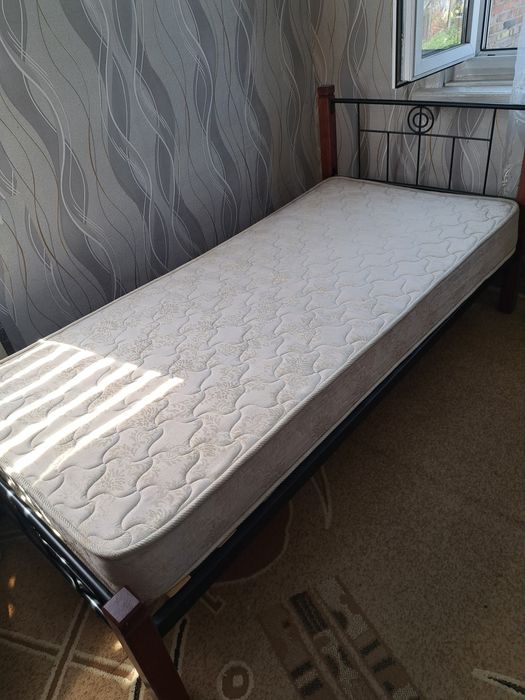 Продам кровать отличного качества