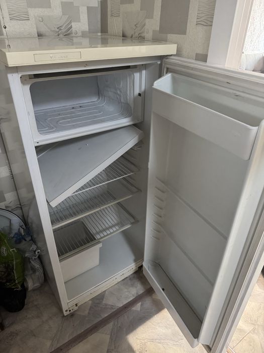 Холодильник советский