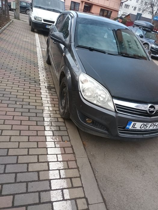OPEL ASTRA H  1.7 2010