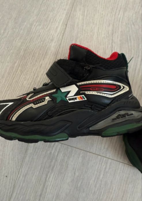 Ghete baieti marimea 28