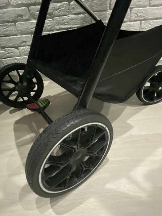 Детская коляска