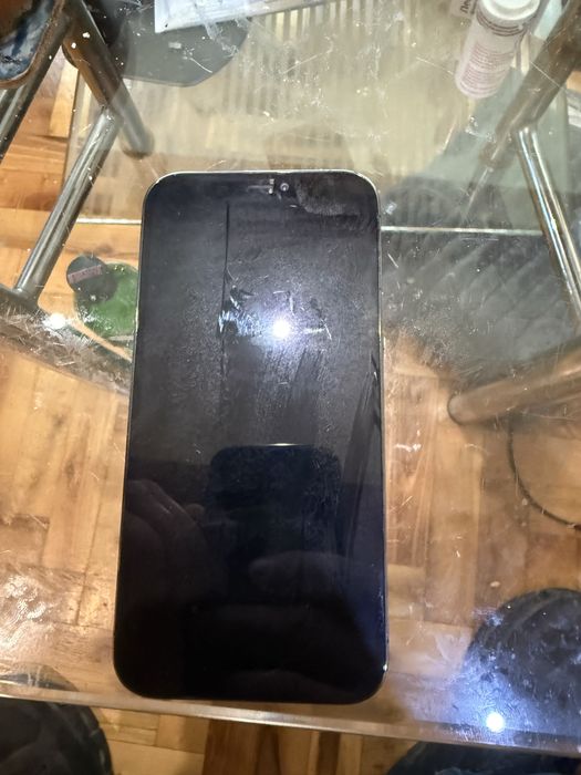 Iphone 12 pro намокрен